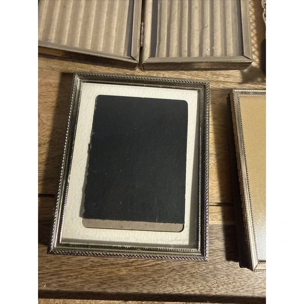 Lot Of 4 Vintage Small Ornate Mixed Metal Brass Picture Frames Gallery Wallet